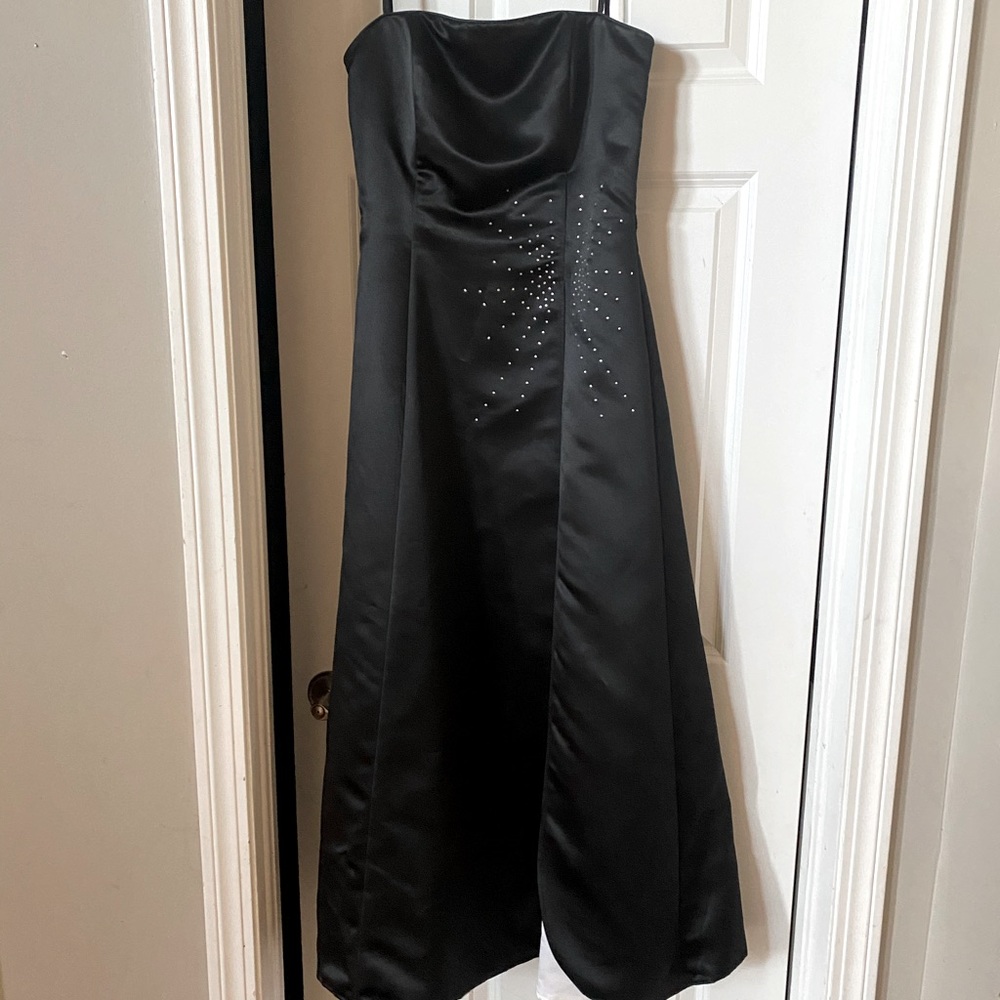 strapless black and white debut prom dress